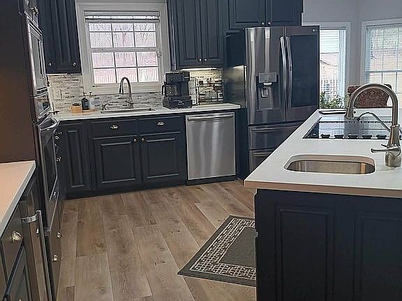 4th image of 430 Heron Cove Rd