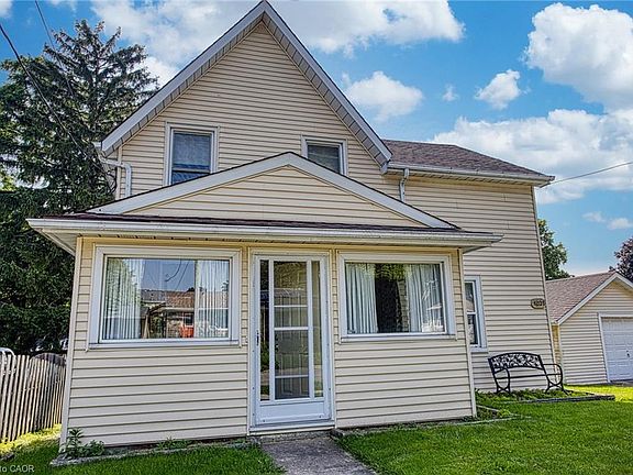 3rd image of 4207 William St