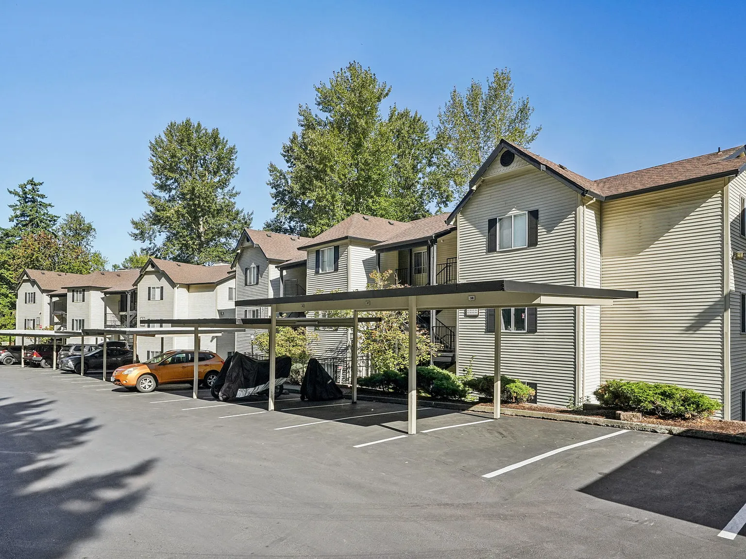 Miramonte Lodge — Photo 1