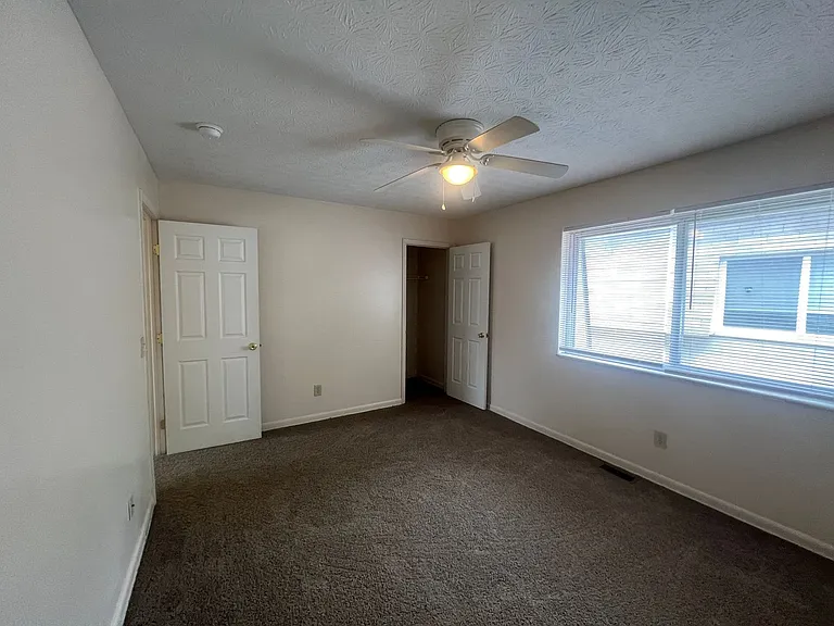 393 E. 18th Ave. SK — Photo 8