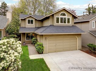 77 Kingsgate Rd, Lake Oswego, OR 97035