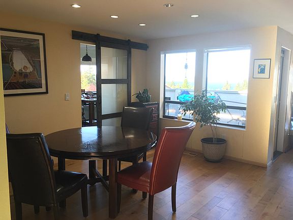 Entrance and dining area.