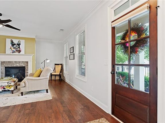 5th image of 2850 Bernard Ln SE