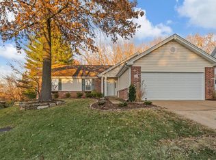 2331 Westclub Terrace Ct, Ballwin, MO