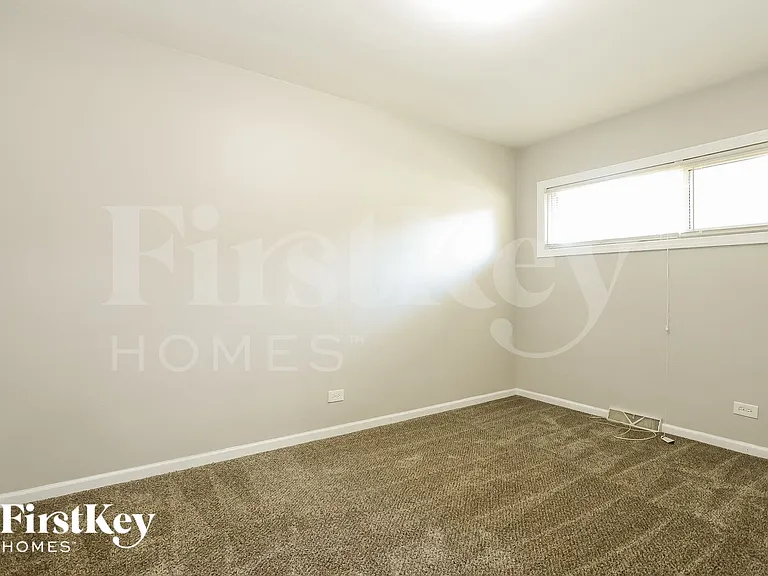 1119 S President St — Photo 10