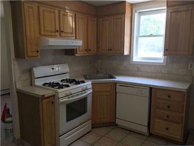2nd image of 401B Atlantic Ave