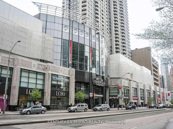 5168 Yonge St #502, Toronto, ON M2N 0G1