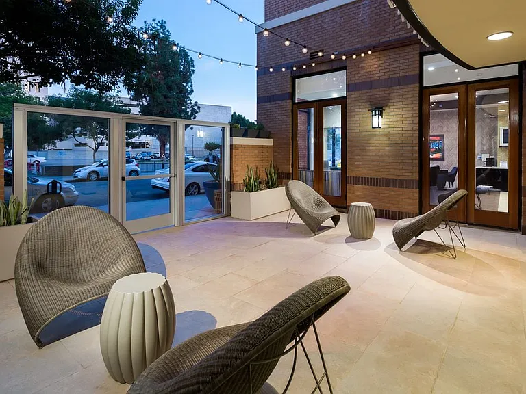Leasing Entrance and Outdoor Seating