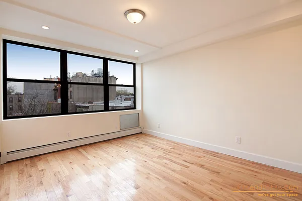 Rented by aptsandlofts.com | media 26