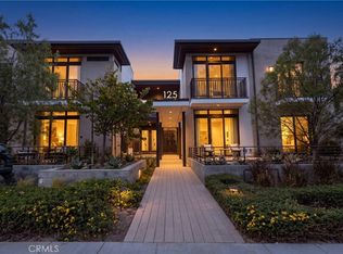 125 Hurlbut St #202, Pasadena, CA 91105