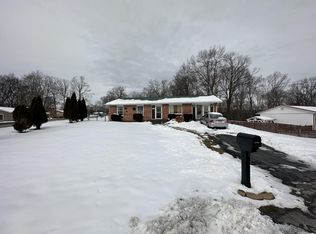 201 Woodbridge Rd, Oak Hill, WV 25901