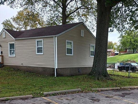2nd image of 5608 Curry Ave