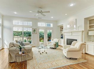 5520 Feagan St, Houston, TX 77007