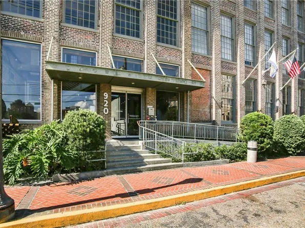 920 Poeyfarre St APT 170, New Orleans, LA 70130
