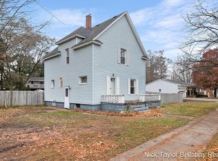 3575 Ivanrest Ave SW, Grandville, MI 49418