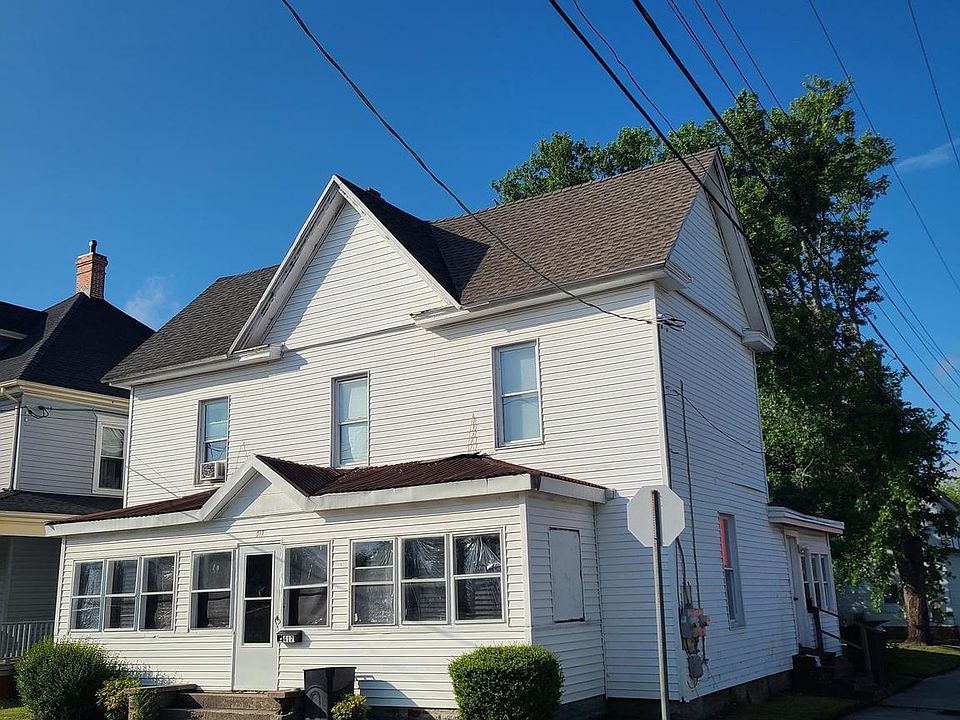 2nd image of 417 Walnut St