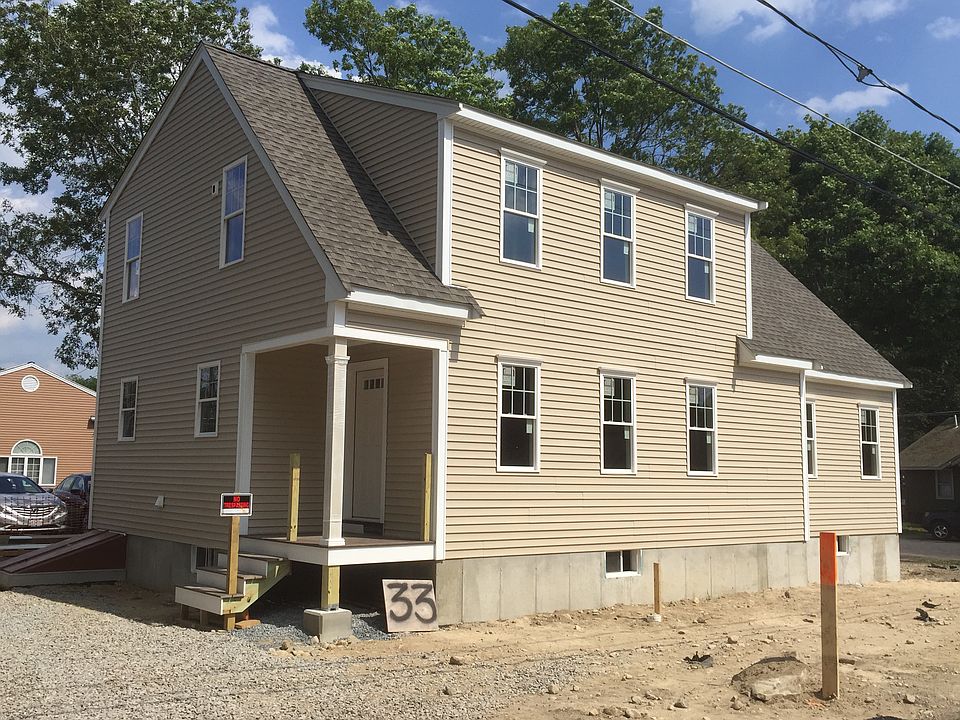 2nd image of 33 Henry St.