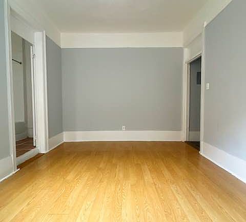 3rd image of 747 Saint Nicholas Ave #1
