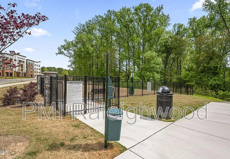 1838 Woodall Crest Dr — Photo 38