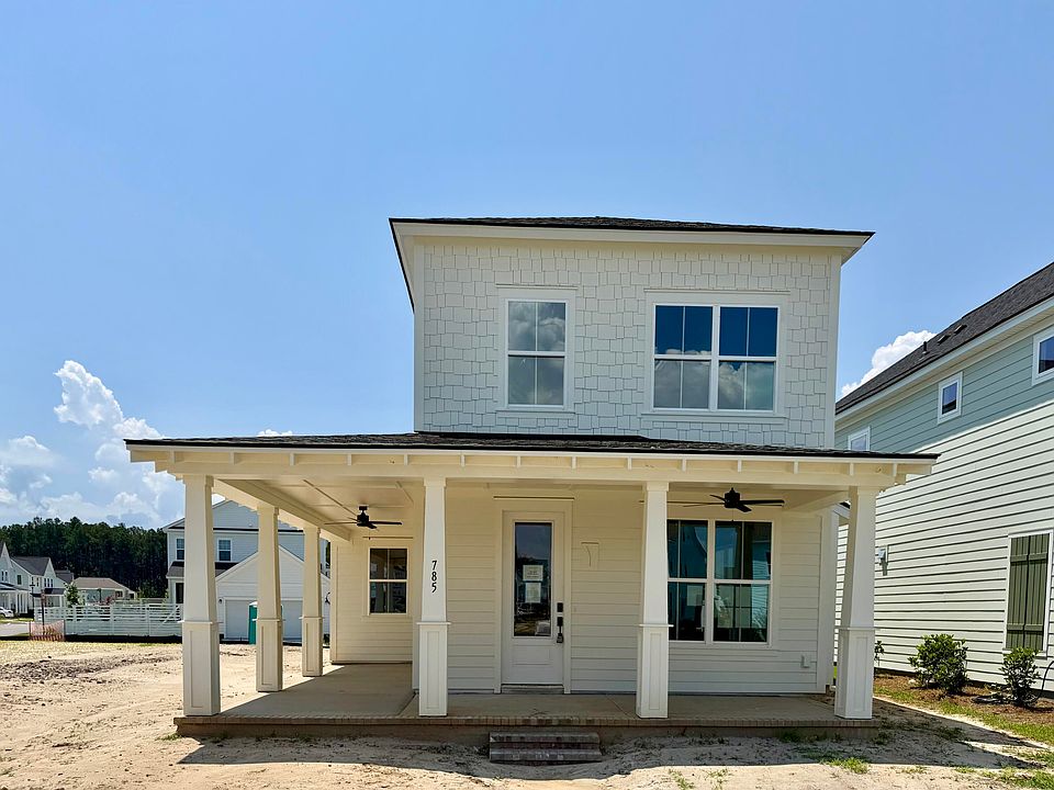 1st image of 785 Blueway Ave