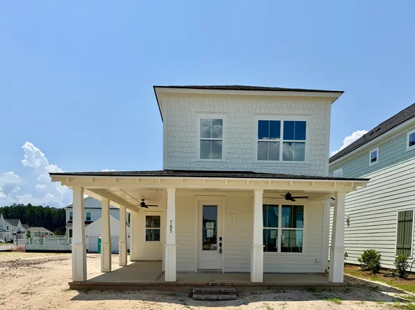 785 Blueway Ave, Summerville, SC 29486