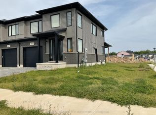 6521 Royal Magnolia Ave, London, ON N6P 0K2
