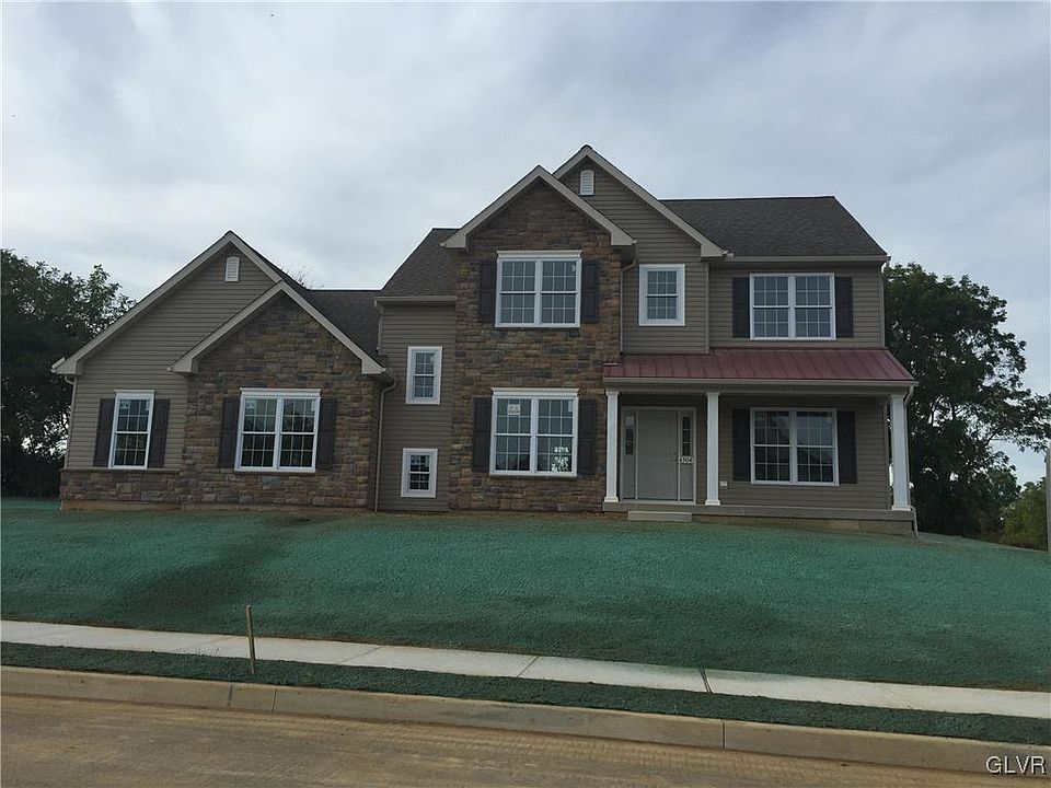 2nd image of 4304 Saratoga Dr #34