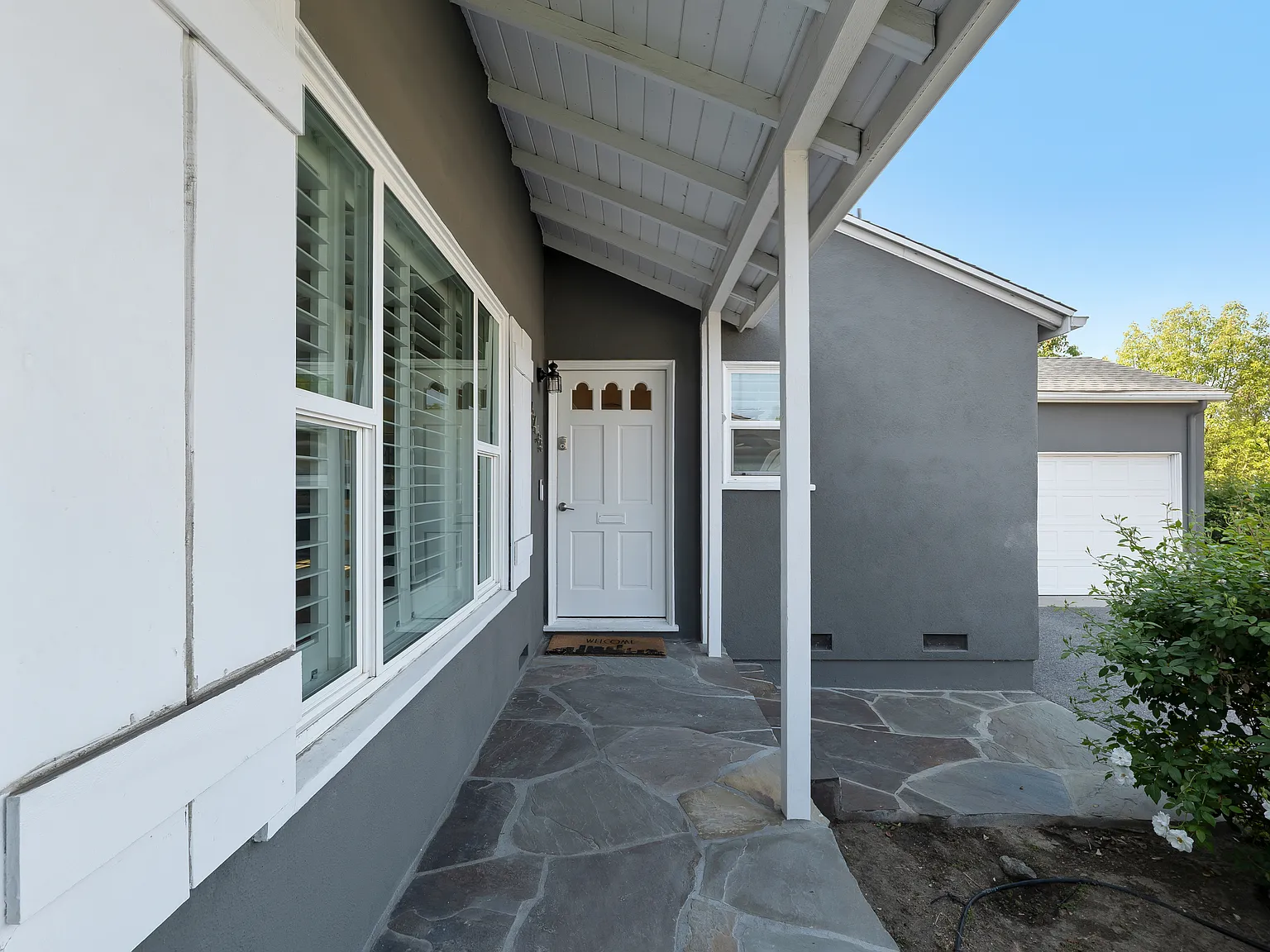 3 bed, 1457 sqft, $4,900 — Photo 2