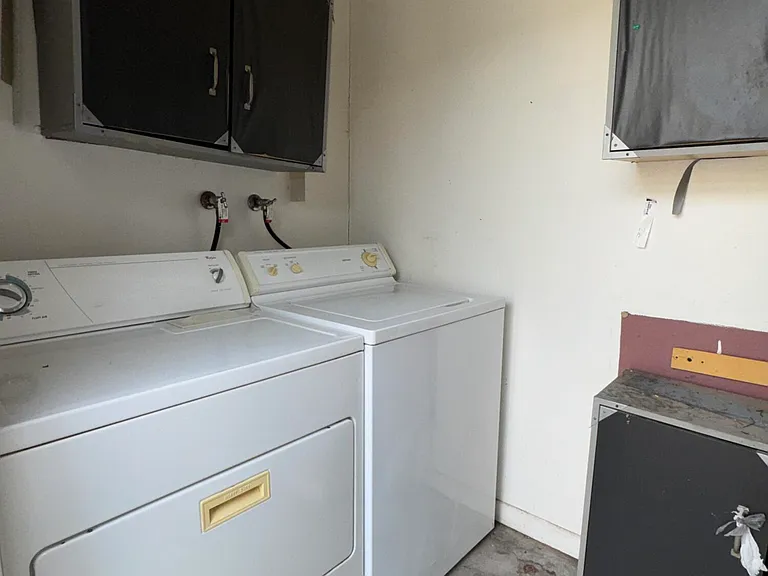 546 S Allred Dr — Photo 19