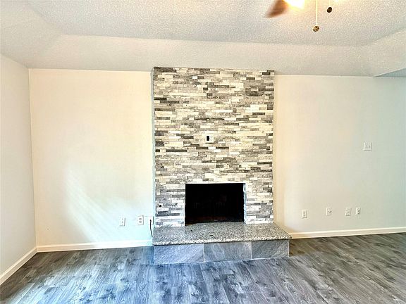 4th image of 2511 Maple Tree Ct