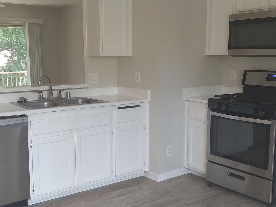 1st image of 1365 Crafton Ave APT 2047
