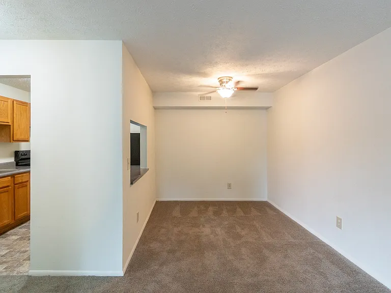 Blue Grass Manor — Photo 146