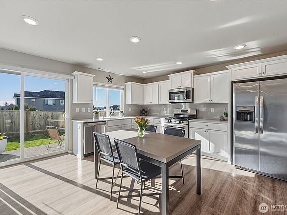 4th image of 8332 39th Street NE