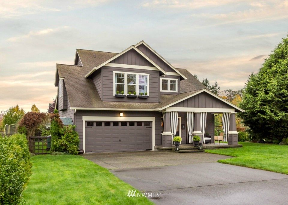 1st image of 1940 Parkview Drive NE