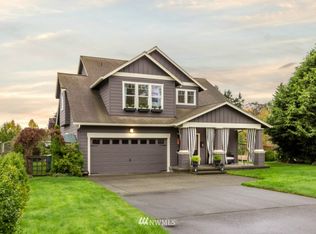 1940 Parkview Dr NE, Bainbridge Island, WA 98110