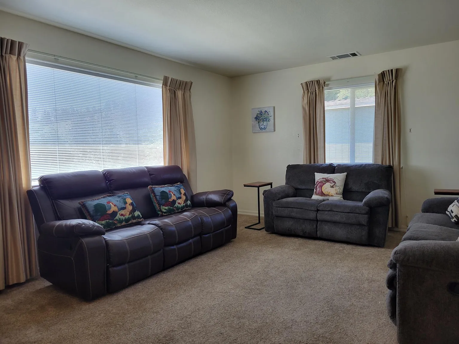 2 bed, 1300 sqft, $2,550 — Photo 3