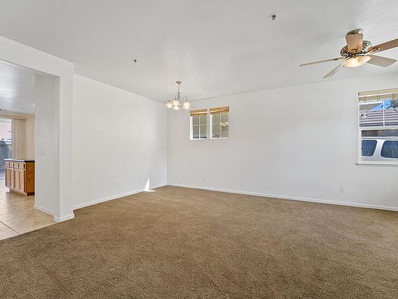 3rd image of 327 San Luis Ave