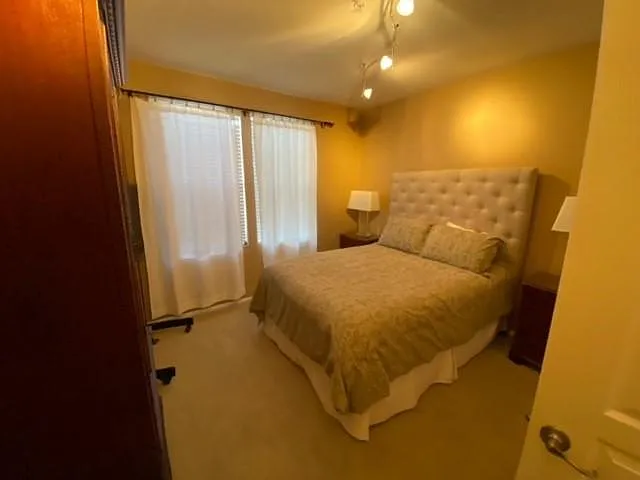 3435 Watermarke Pl — Photo 11