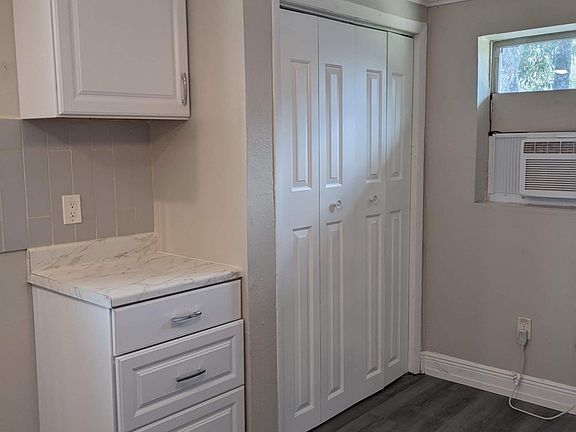 4th image of 2667 Lafayette St #A