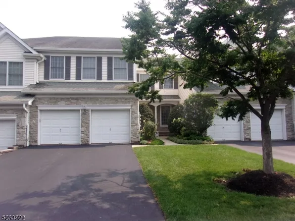 6 Westgate Dr, Clinton Twp., NJ 08801