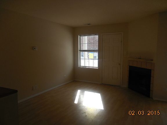 4th image of 1271 Wyndham Ln APT 106