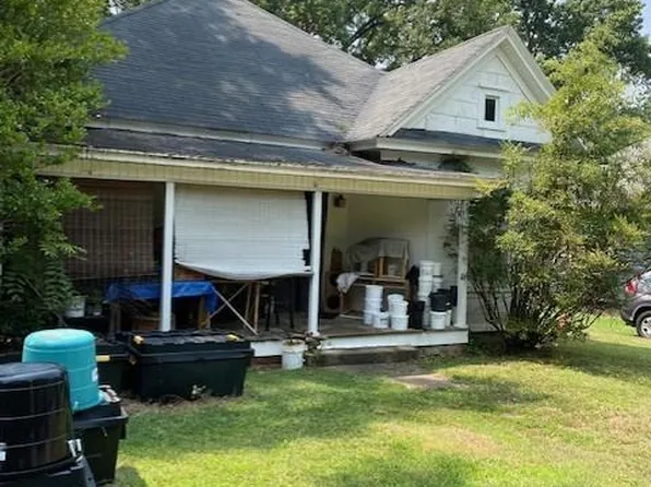 1212 Gregory St, Greensboro, NC 27403