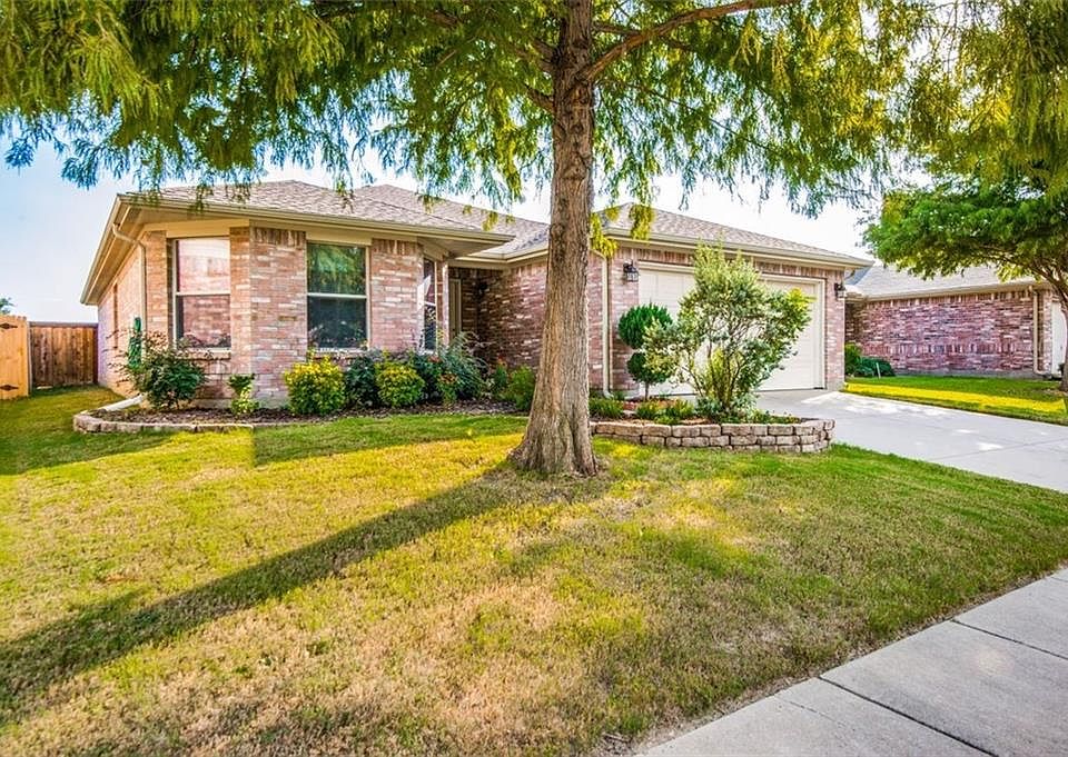 1st image of 1616 Briarhaven Way
