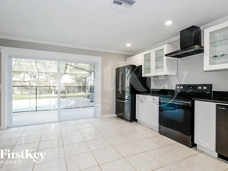 4212 Kipling Ave — Photo 5