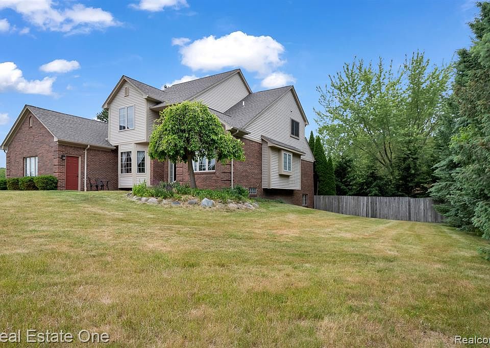 21145 Armada Ridge Rd, Armada, MI 48005 MLS 20230047885 Zillow