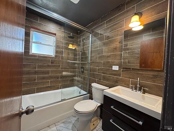 4th image of 18 Grande Vista