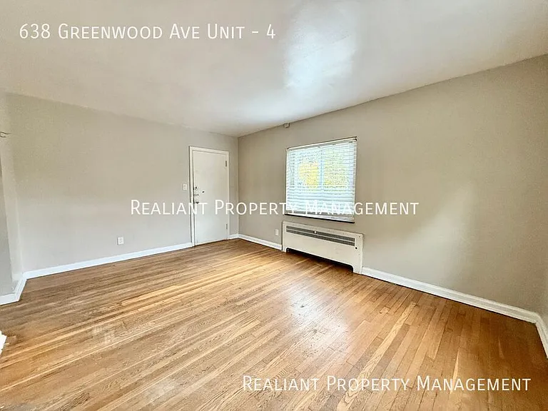 638 Greenwood Ave #4 — Photo 3