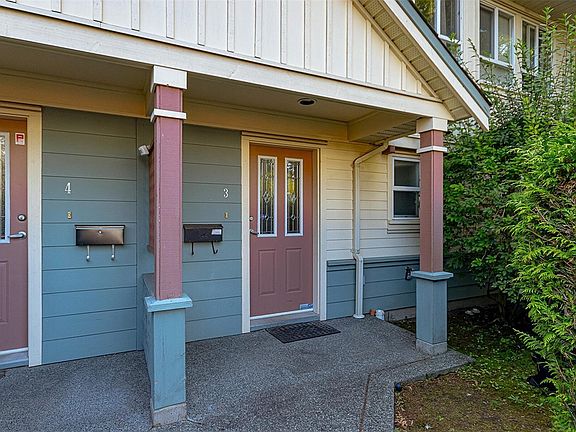 4th image of 1019 N Park St #3