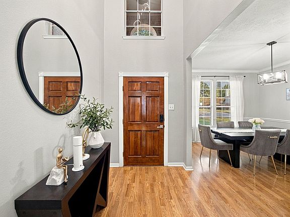 4th image of 20934 Deauville Dr