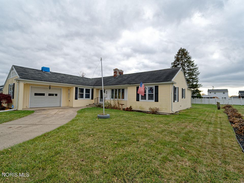 1st image of 2532 102nd St